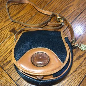 Vintage Dooney & Bourke Snap Saddle Bag R750